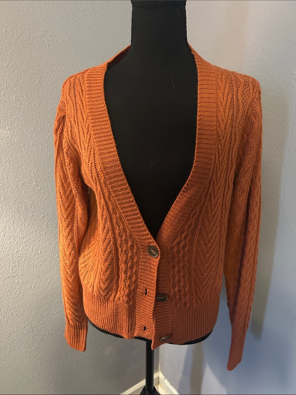 Absolutely Famous Women Orange Cable Knit Button Cardigan Sweater Size Medium